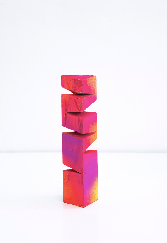 Aldo Chaparro Totem