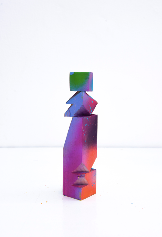 Aldo Chaparro Totem