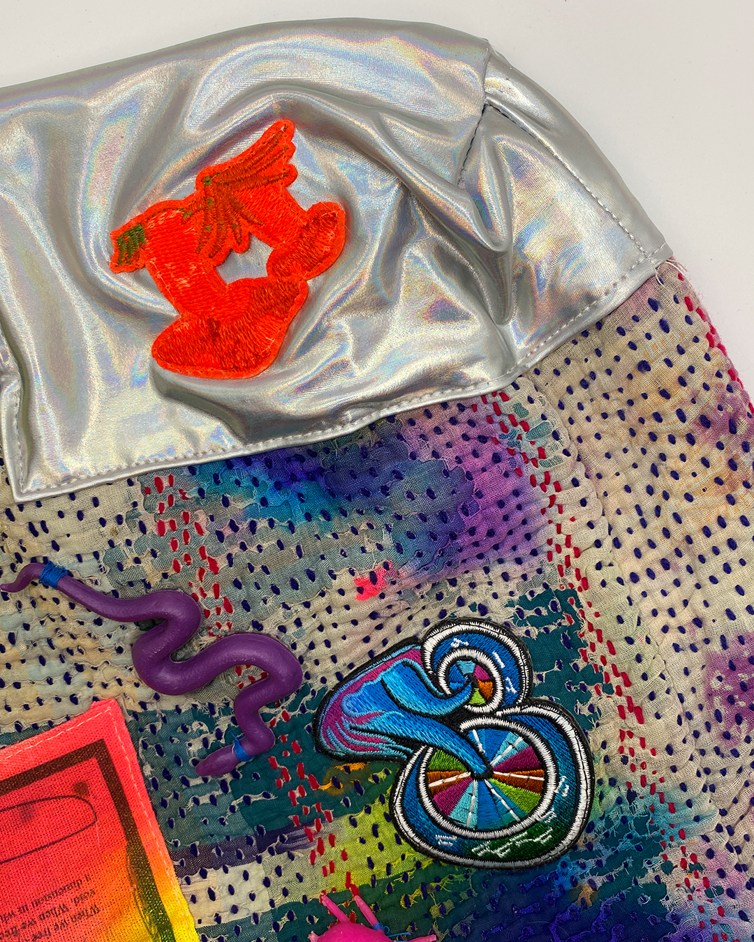Violet Unique Oso Parado Tote Bag